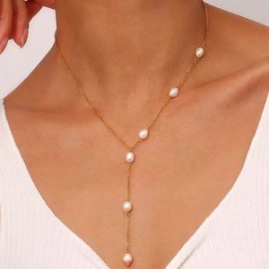 ✨✨ Dainty Pearl Lariat Necklace✨✨